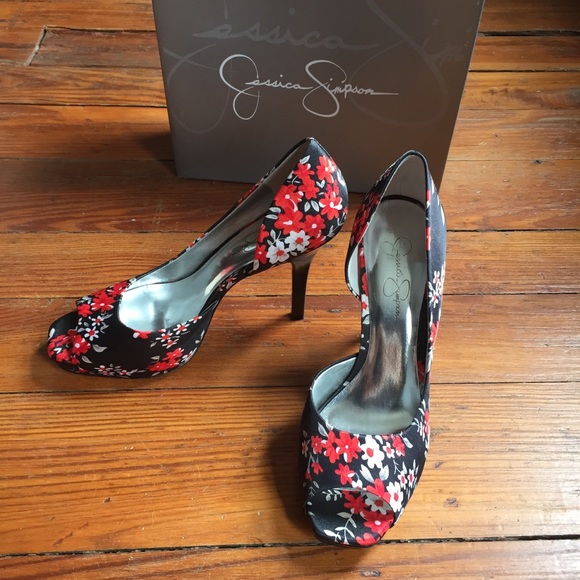 Jessica Simpson Shoes - 🍒Jessica Simpson Majestic Red French Floral Heels